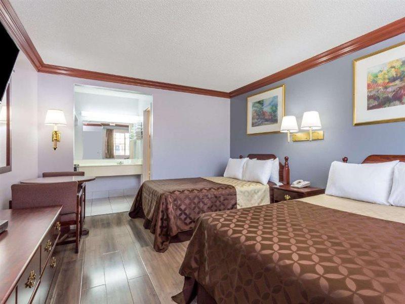 Rodeway Inn San Bernardino & Redlands Eksteriør billede