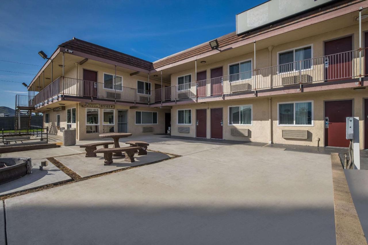 Rodeway Inn San Bernardino & Redlands Eksteriør billede